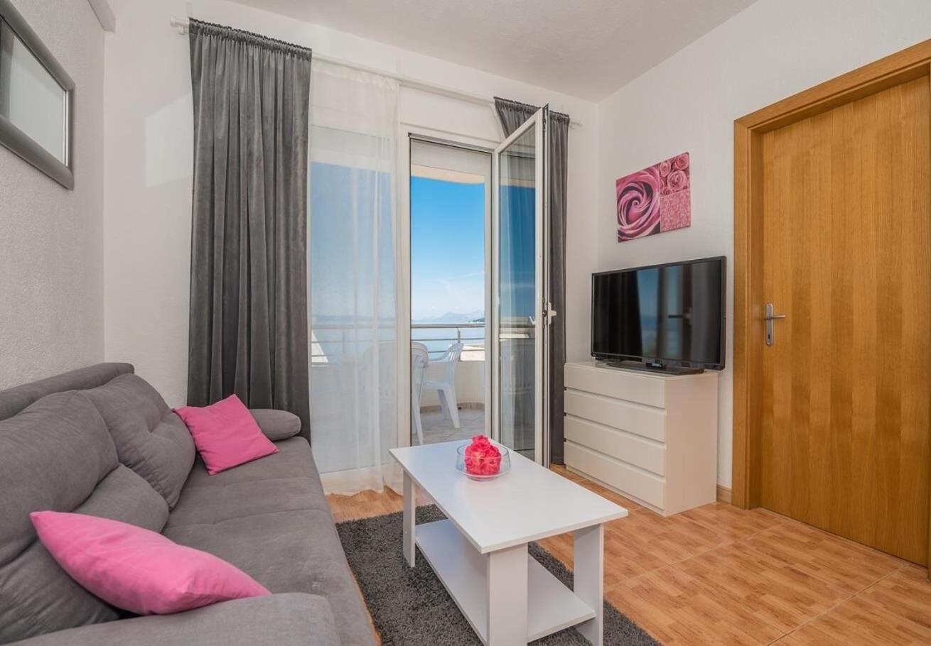 Apartments Ivi - 100 M From Pebble Beach Drašnice Eksteriør billede